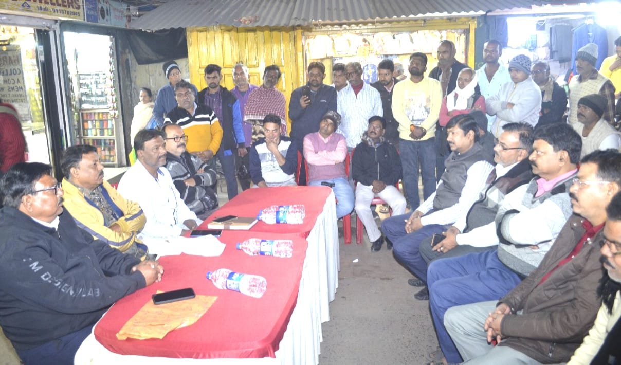 सिंदरी थाना और व्यापारियों की सुरक्षा को लेकर अन्दर बाजार शहरपुरा में बैठक आयोजित, सीसीटीवी लगाने और प्रकाश व्यवस्था पर जोर…