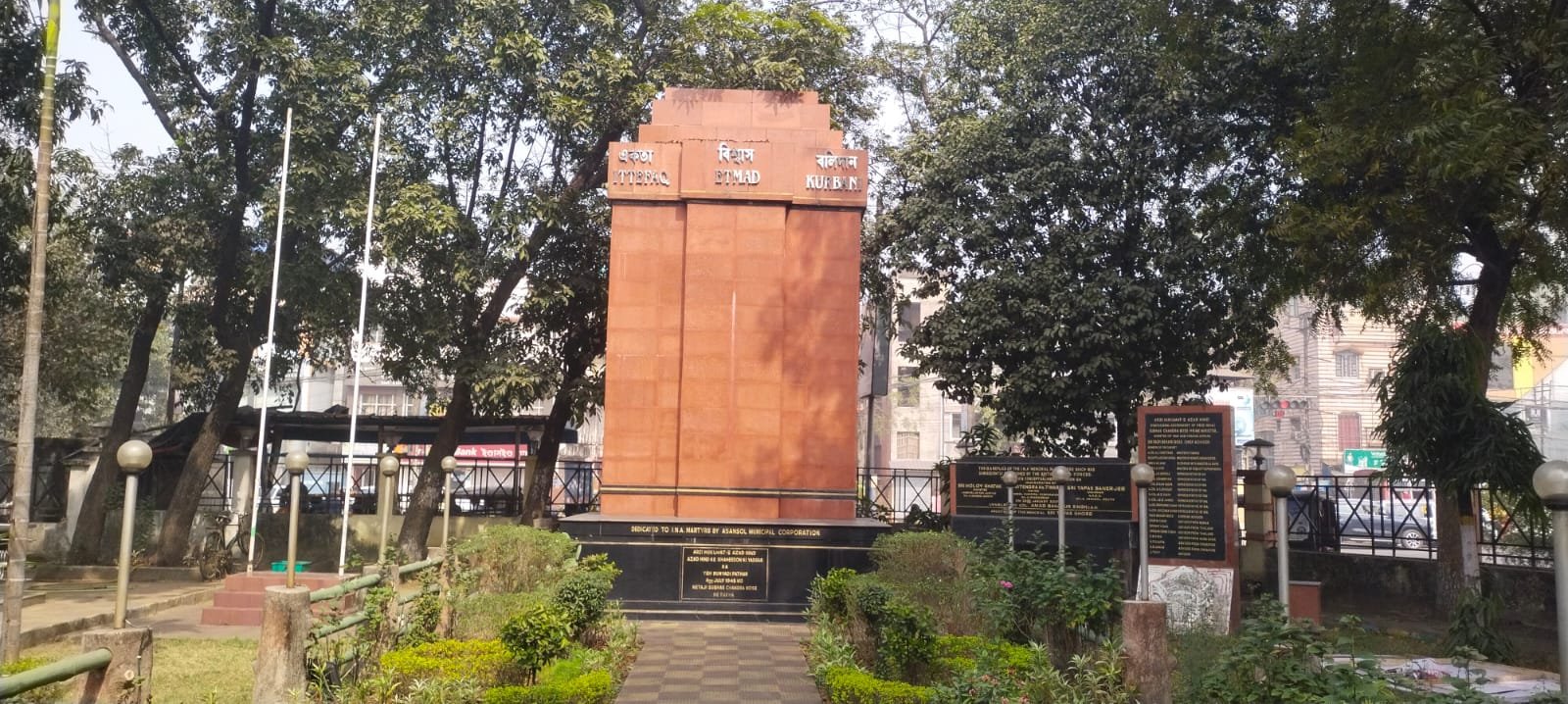 नेताजी की जयंती पर एक पुष्प के लिये तरसता रह गया रबिन्द्र भवन मे स्थापित आईएनए शहीद स्मारक…