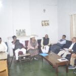 FCIL के OSD सुरेन्द्र सिंह शेखावत से मुलाकात कर सिंदरी में 33 साल के लिए आवास लीज पर देने के लिए आग्रह किया…