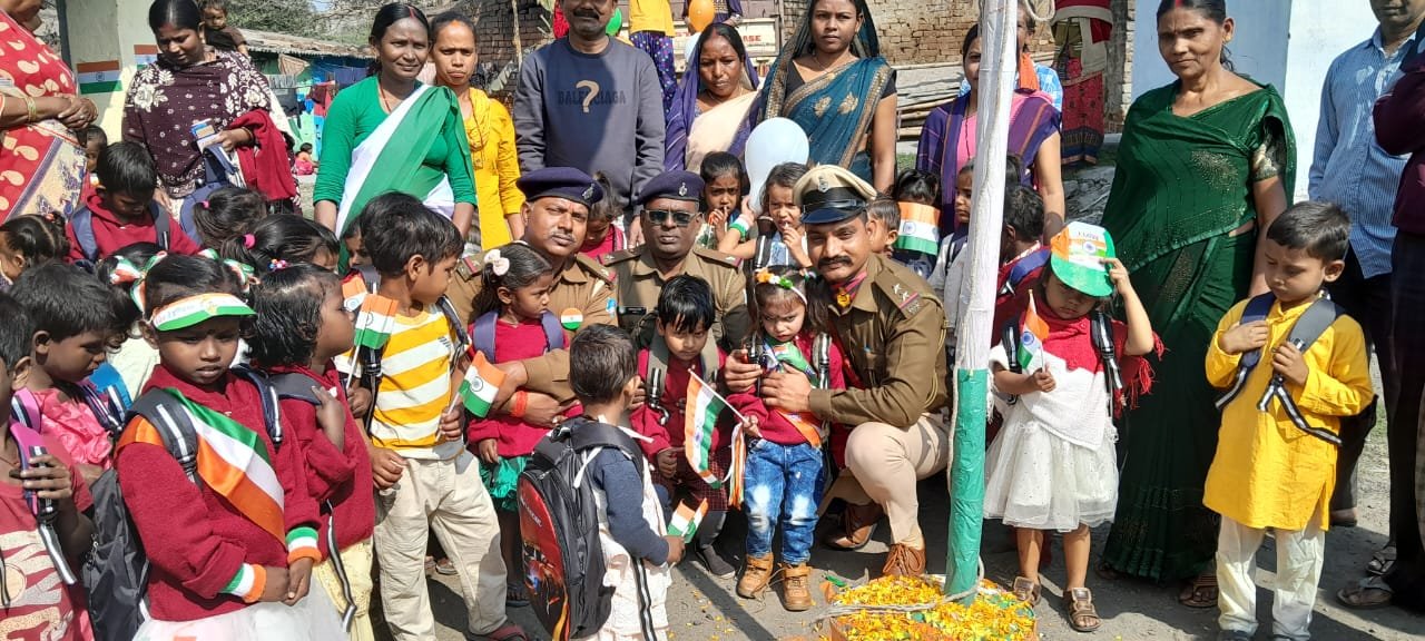 नन्हे मुन्ने बच्चे होते हैं कच्चे मिट्टी की तरह तो माता-पिता बच्चें के असल जिंदगी में कारीगर के समान, सोनू कुमार प्रभारी…