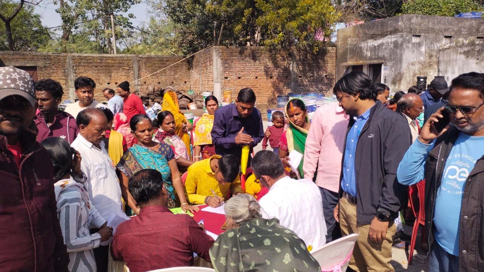 आसनसोल नगर निगम के वार्ड संख्या 58 मे लगा दुआरे सरकार का नौवा शिविर…