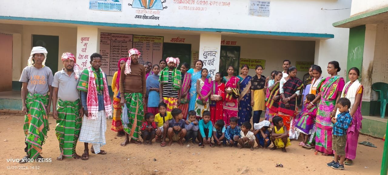 सर्दी के सितम के बीच भाजपा नेत्री बबीता झा बनीं मसीहा, गरीबों को बांटा कंबल और महिलाओं को दी साड़ी…