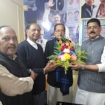 कांग्रेस जिलाध्यक्ष संतोष सिंह ने वित्त मंत्री राधाकृष्ण किशोर जी का किया स्वागत…