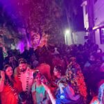 पुष्प अभिषेक के साथ प्रारंभ हुआ फाल्गुन महोत्सवफूलों से किया गया भगवान का अभिषेक, झूम उठे भक्तजन…