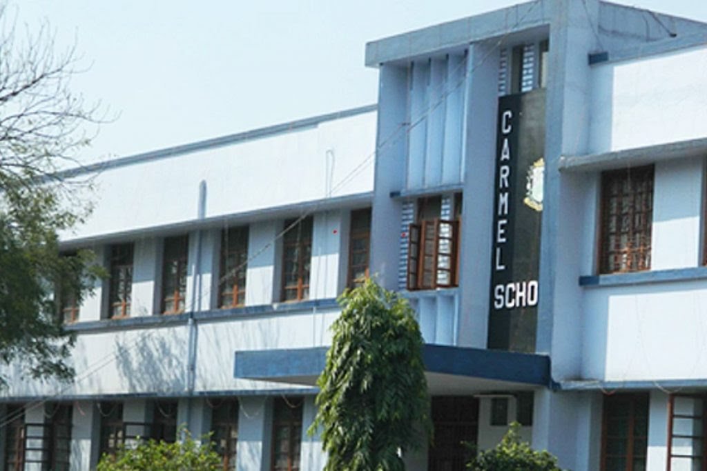 झारखंड अभिभावक संघ ने दिया धरना:कार्मेल स्कूल डिगवाडीह मामले में प्राचार्या का नार्को टेस्ट कराने और हाईकोर्ट के रिटायर्ड जज से न्यायिक जांच कराने की उठी मांग…