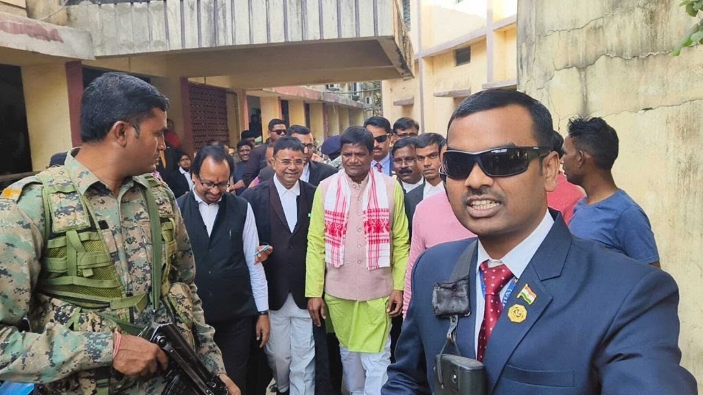 सांसद ढुलू ,विधायक शत्रुघ्न महतो समेत नौ को अदालत ने किया बाइज्जत बरी….