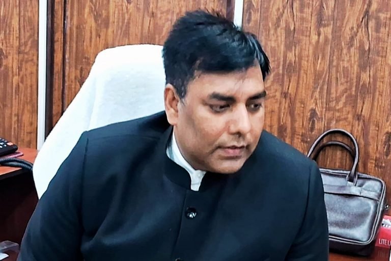 JPSC, UPPSC और SSC पेपर लीक की जांच करने वाले CBI के ज्वाइंट डायरेक्टर राजीव रंजन की हैं इतनी उपलब्धियां…