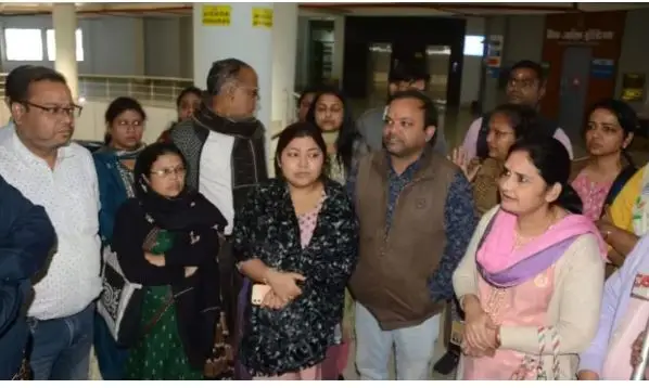 झारखंड : धनबाद में प्रिंसिपल ने नहीं उतरवाए छात्राओं के शर्ट… SDM की रिपोर्ट में क्या निकला!