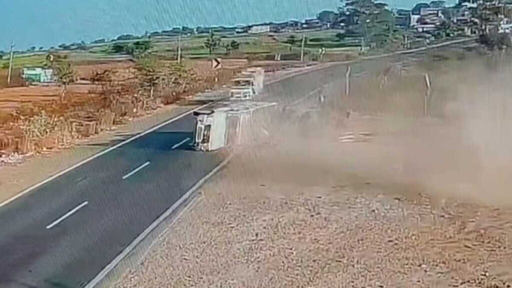 उज्जैन में दर्दनाक हादसा, मजदूरों से भरी पिकअप पलटी, 27 घायल; 3 की हालत नाजुक…