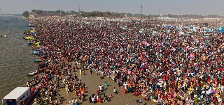 माघ पूर्णिमा पर संगम स्नान के साथ पूरा होगा महाकुंभ का कल्पवास…