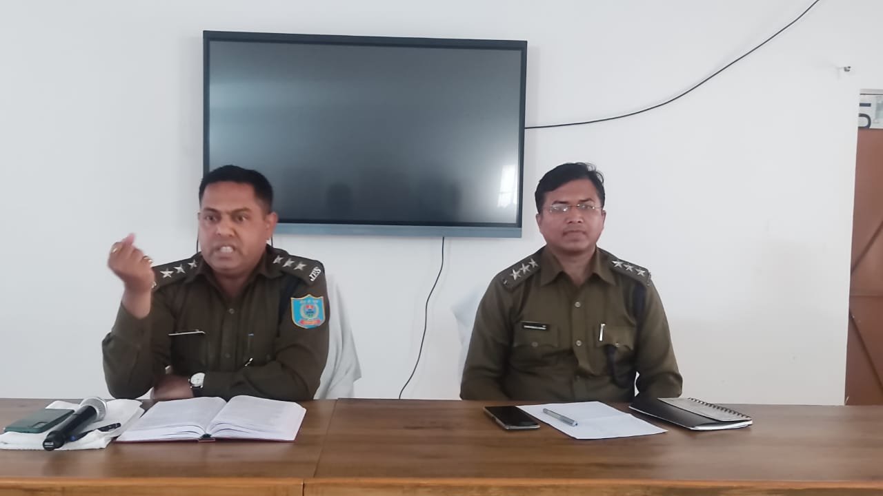 पुलिस लाइन में एक दिवसीय प्रशिक्षण शिविर का आयोजन…