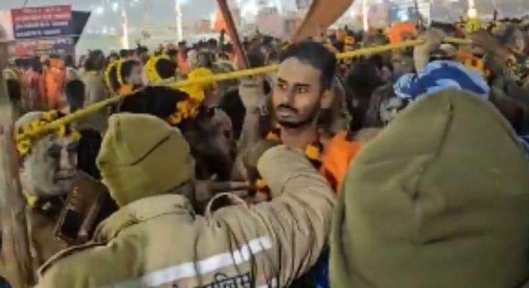 नागा साधुओं ने श्रद्धालु की क्यों कर दी पिटाई?…