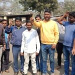 पीट वॉटर की समस्या को लेकर ग्रामीणों ने किया प्रदर्शन…