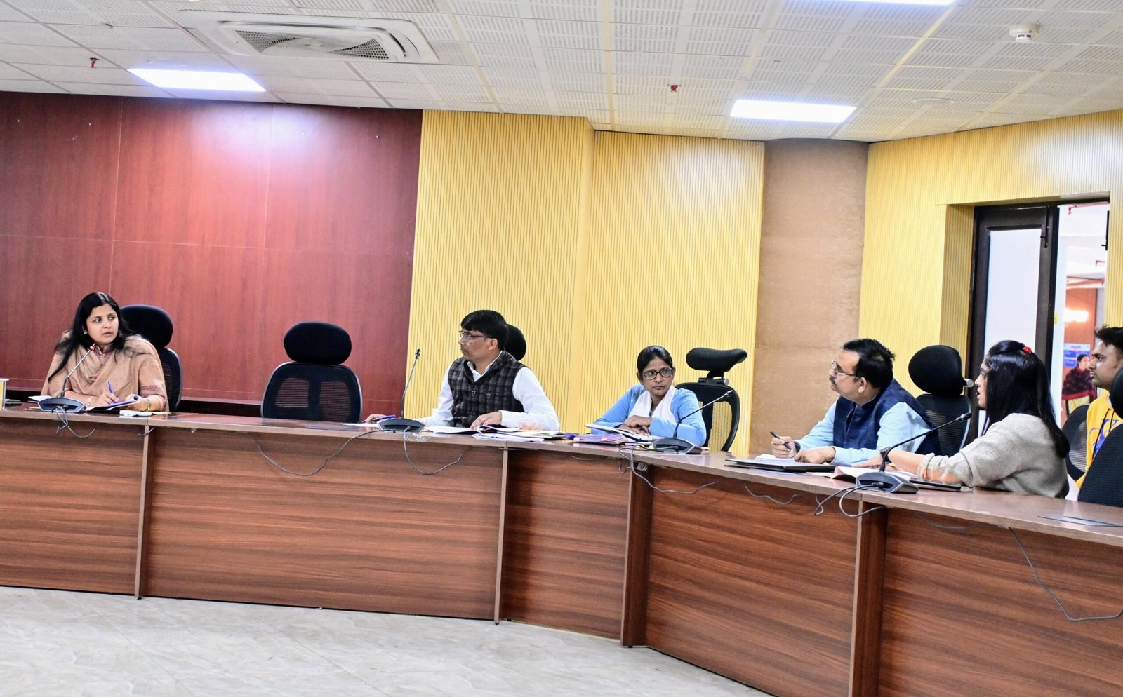 जिला के विकास के लिए बनाएं बेहतर योजना – उपायुक्त…