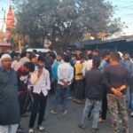 सड़क दुर्घटना मे युवक की मौत पर घंटों सड़क जाम,लोगो मे आक्रोश…