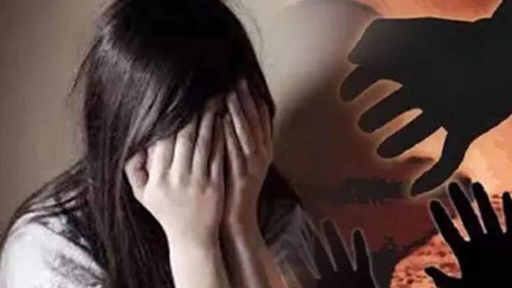 किस डे मनाने गई थी प्रेमिका, प्रेमी ने दोस्तों के साथ मिलकर बनाया अपनी ही प्रेमिका को हवस का शिकार…