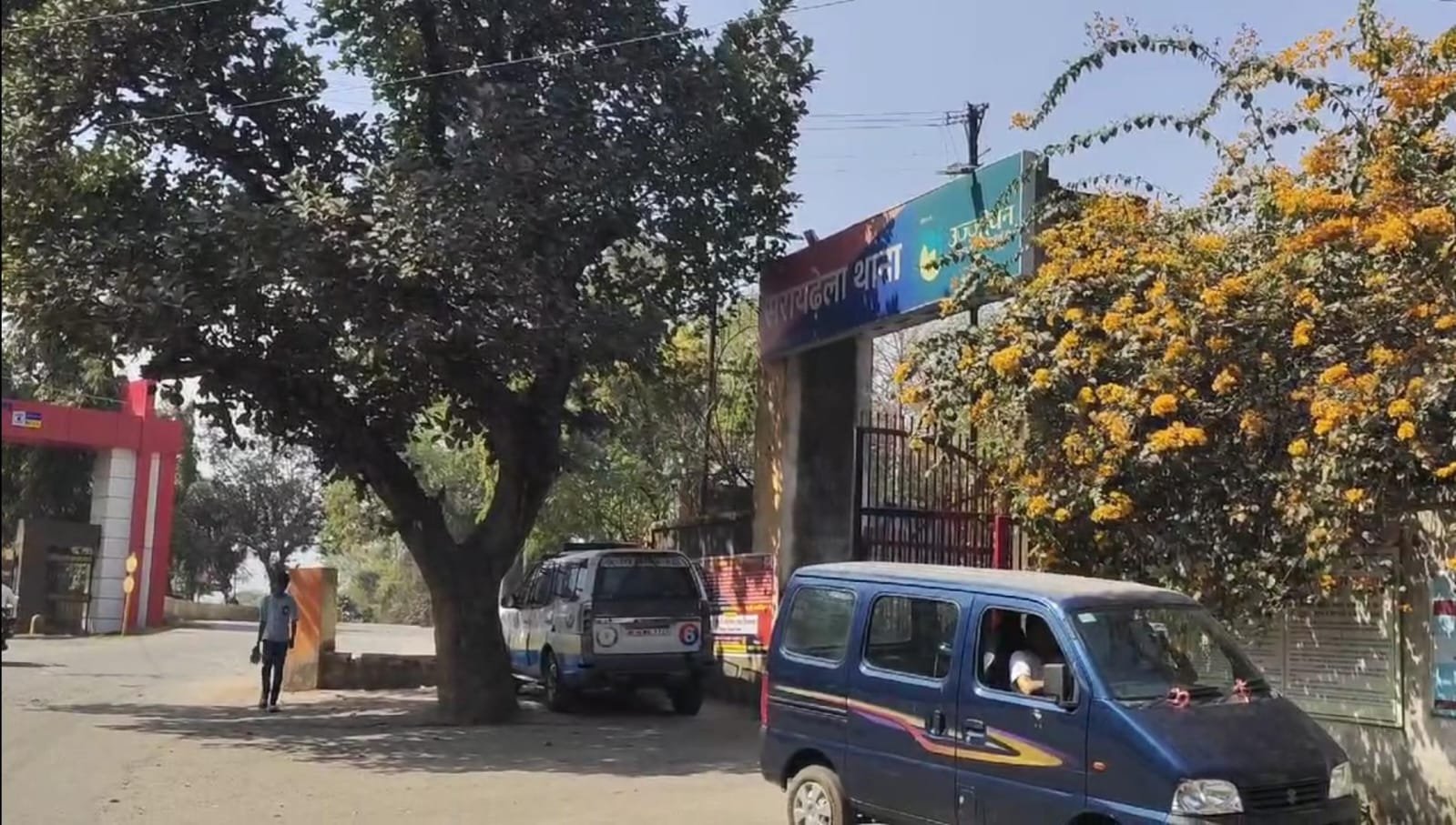 बच्चों को स्कूल पहुंचा घर लौट रही महिला से बाइकसवार अपराधियों ने की छिनताई, जांच मे जुटी पुलिस…