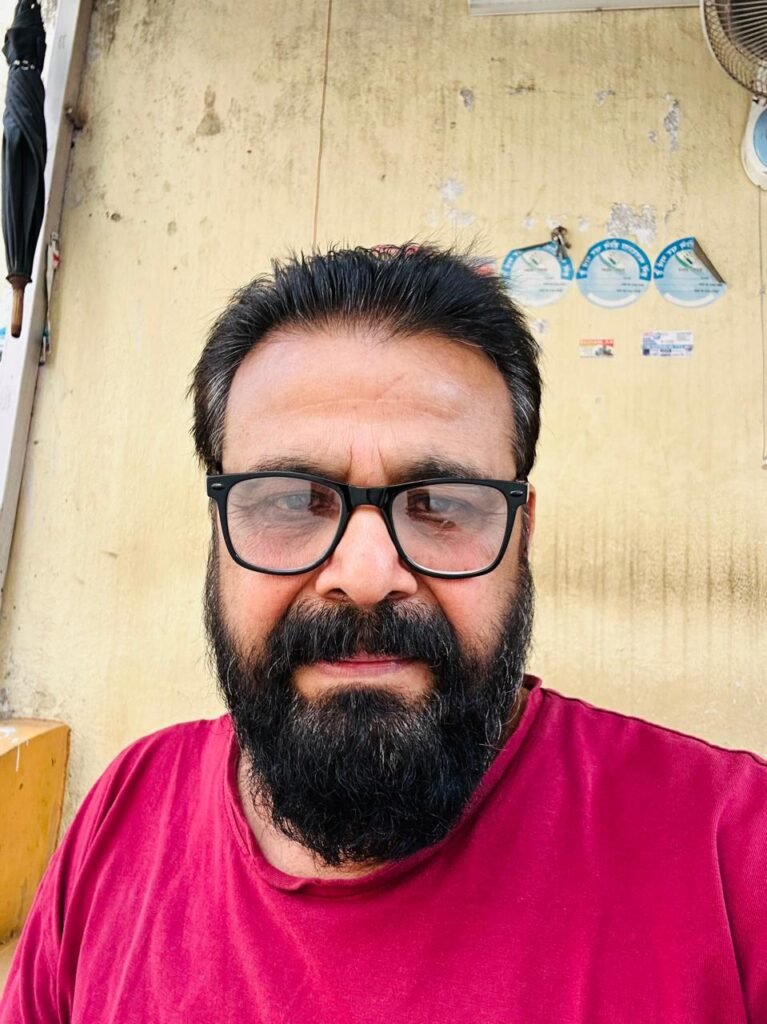 धनबाद में चेन लूटकर भागे बाइकसवार अपराधी…