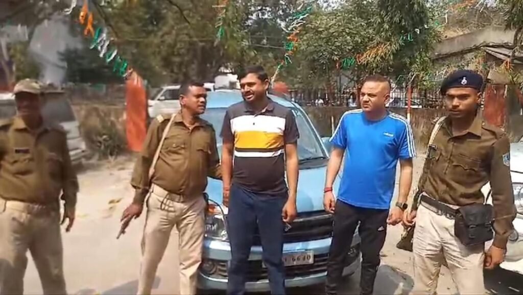 उत्पाद विभाग ने गुप्त सूचना के आधार पर गोविन्दपुर साहेबगंज सड़क से कार समेत अवैध एवं नकली शराब बनाने वाले को दबोचा…