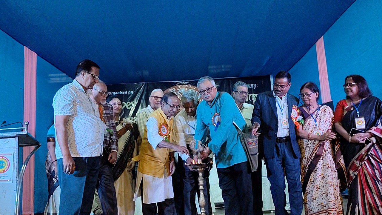 त्रैमासिक बांग्ला पत्रिका का तीन दिवसीय लघु पत्रिका मेला का शुभारंभ…