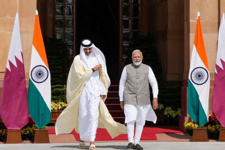 India-Qatar Relations: भारत-कतर के बीच कई समझौते, द्विपक्षीय व्यापार 28 अरब डॉलर तक पहुंचाने का लक्ष्य…