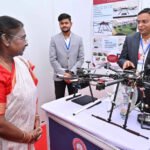 छोटे और पारंपरिक समाधान को भी आजमाएं युवा : राष्ट्रपति मुर्मू…