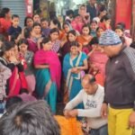 कुंभ स्नान कर लौट रहे राजगंज के कपड़ा व्यवसायी के पुत्र की मौत, शव पहुंचते ही मचा कोहराम…