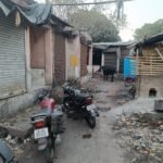 Dhanbad News: जुआरियों-नशेड़ियों का अड्डा बना कृषि हाट…