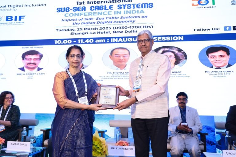 भारत सबमरीन केबल नेटवर्क के लिए बन सकता है ग्लोबल ट्रांजिट हब : इंडस्ट्री…