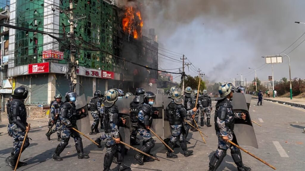 नेपाल में राजशाही बहाली के लिए हिंसक प्रदर्शन…