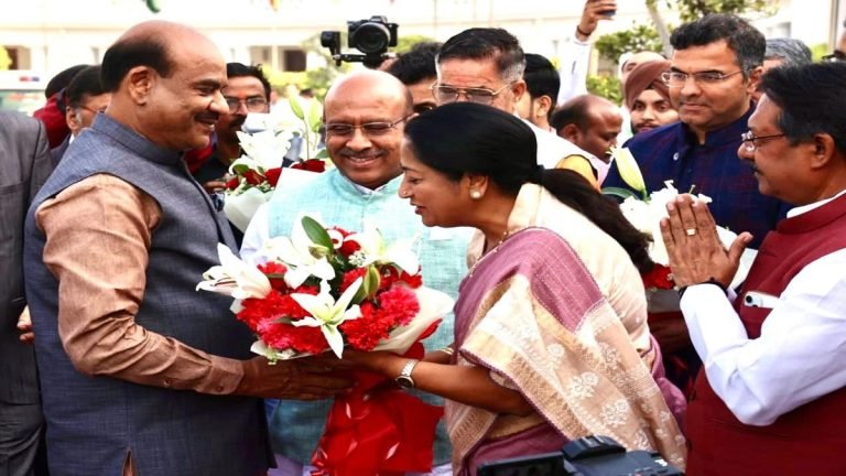 लोकसभा अध्यक्ष ओम बिरला ने दिल्ली विधानसभा के सदस्यों के लिए दो दिवसीय प्रबोधन कार्यक्रम का किया उद्घाटन…