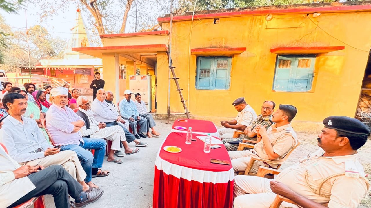 सिंदरी गौशाला ओ पी परिसर में होली त्योहार को लेकर हुई शान्ति समिति की बैठक…