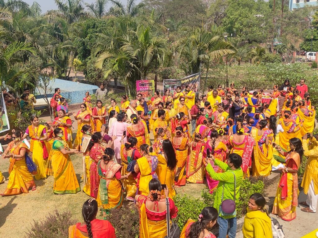 शांति निकेतन की तर्ज पर राजेंद्र सरोवर पार्क, बेकार बांध में होली के पूर्व “दोल उत्सव” का आयोजन किया…