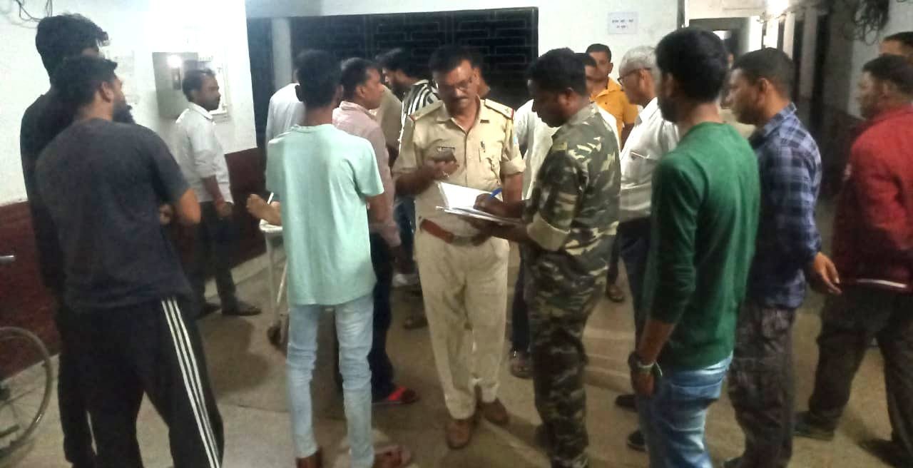 मौत की गहराइयों में समा गया परिवार का सहारा!..