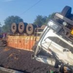 संभाजीनगर जिले में ट्रक पलटने से 04 मजदूरों की मौत, 11 घायल…