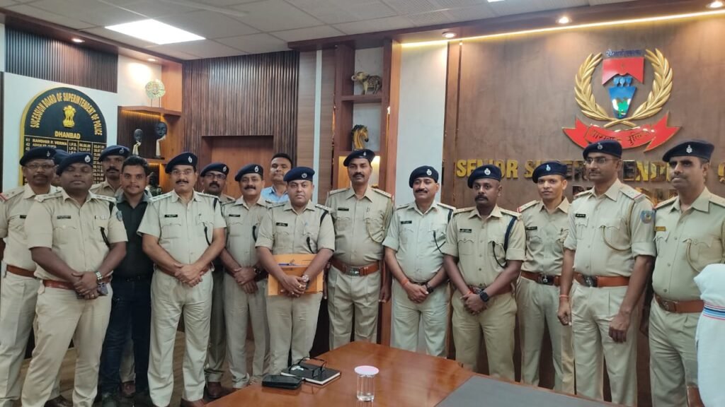 जिला पुलिस मुख्यालय में 4 नवप्रोन्नत सब इंस्पेक्टर के लिए पिपिंग समारोह आयोजित…