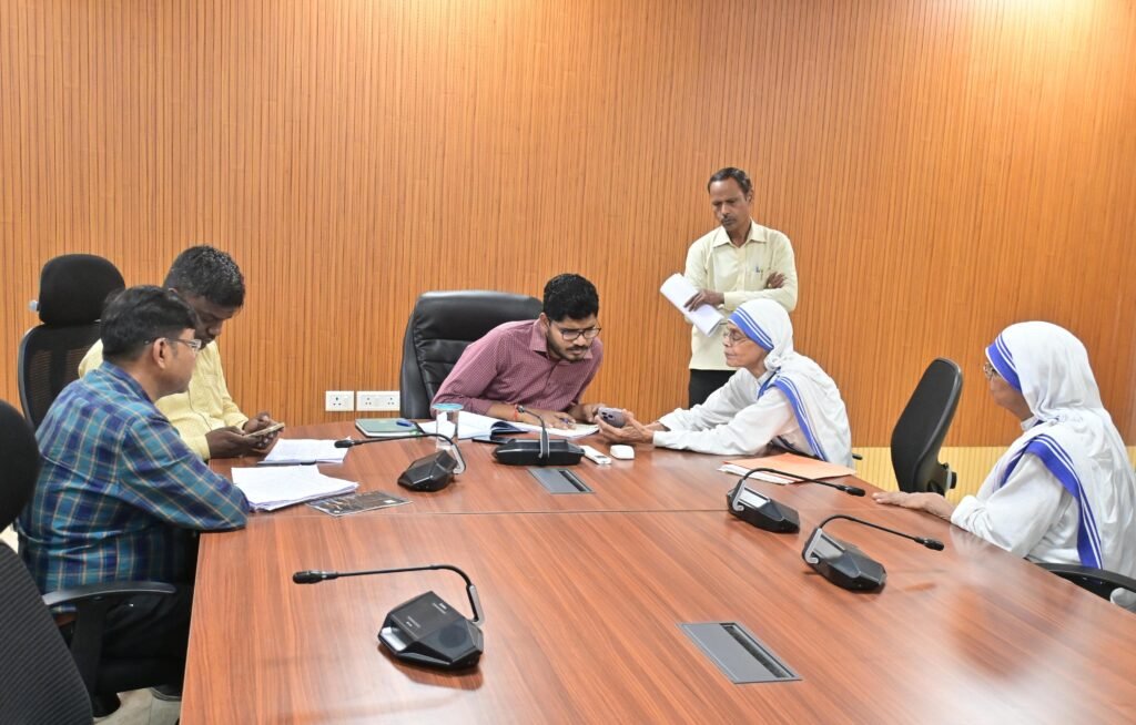 वृद्धा ने की जमीन पर जबरन कब्जा कर अवैध निर्माण करने की शिकायत…