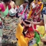 मंईयां सम्मान योजना के लिए महिलाओं में झड़प:धनबाद सीओ कार्यालय में कतार में खड़ीं दो महिलाएं आपस में भिड़ीं, चप्पल से पीटा…