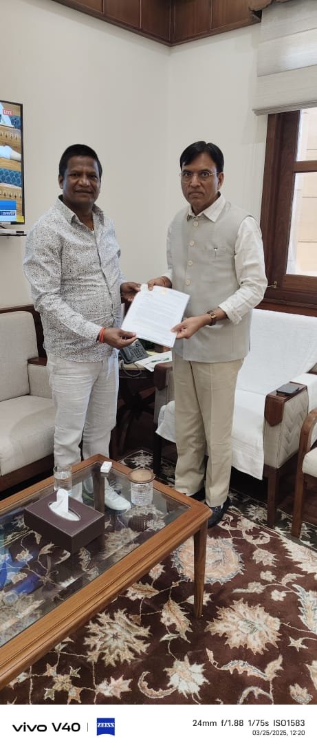 सांसद ढुलू महतो ने केंद्रीय श्रम मंत्री से की मुलाकात, धनबाद में ESIC 100 बेड अस्पताल की स्थापना की मांग दोहराई…