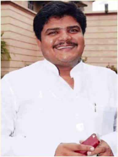 Dhanbad News: नीरज सिंह हत्याकांड में पूर्व आइओ निरंजन तिवारी ने मांगी सुरक्षा….