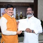 धनबाद MLA राज सिन्हा ने गया पुल अंडर पास और बैंकमोड़ फ्लाई ओवर का मुद्दा सदन में उठाया…54 हवलदार और आरक्षियों के तबादला के मुद्दे पर CM को सौंपा ज्ञापन…