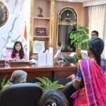 रेजिडेंशियल कंपलेक्स के गैरेजों में गोदाम बनाने की शिकायत…