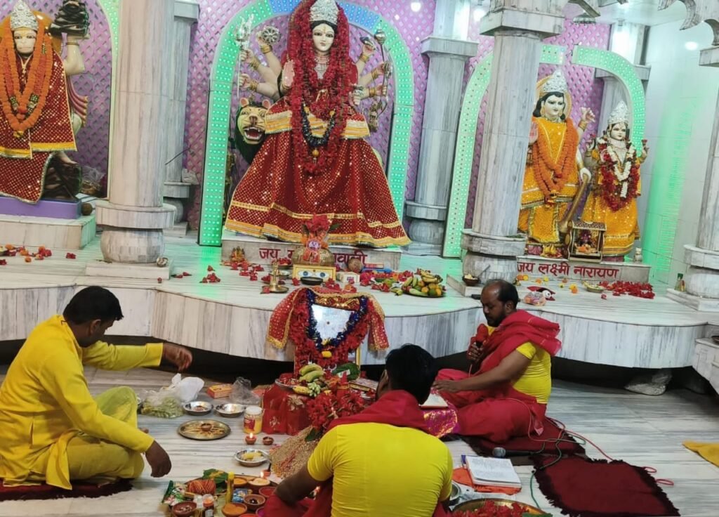 चैती दुर्गा मंदिर, भुतहा तालाब में विधि विधान से चैत्र नवरात्रि की शुरुआत की गई…