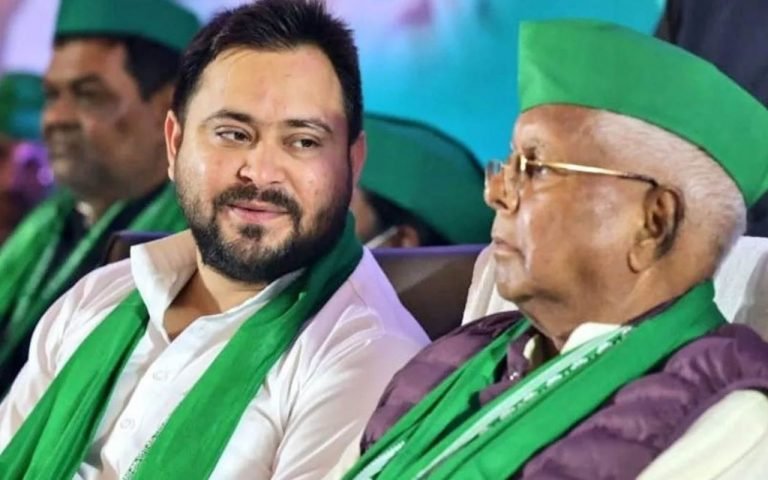 Bihar Politics: बिहार में ‘इफ्तार पॉलिटिक्स’, लालू यादव के घर आयेंगे नीतीश का बहिष्कार करने वाले मुस्लिम नेता…