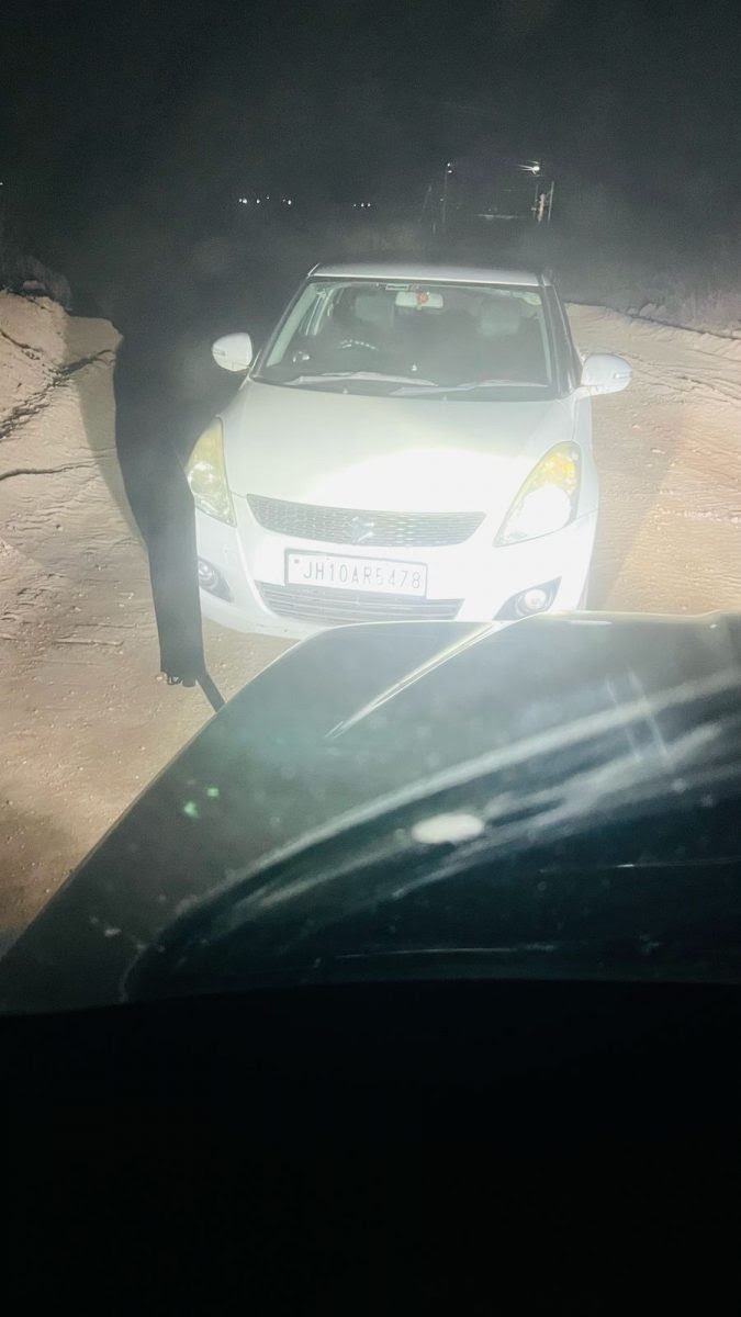 Dhanbad News: आउटसोर्सिंग कंपनी के निदेशक, उनके भाई व मैनेजर पर हमला, बचे…