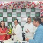 Dhanbad News : धनबाद में डॉ इरफान अंसारी ने कहा- करीबी जिलों में होगा चिकित्सकों का ट्रांसफर, रिटायर्ड की ली जायेगी सेवा…