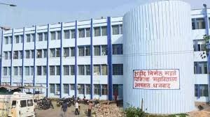 SNMMCH : बिजली कटते ही बंद हो जाती हैं कंसंट्रेटर मशीन, ऑक्सीजन के लिए तड़पने लगते हैं मरीज…