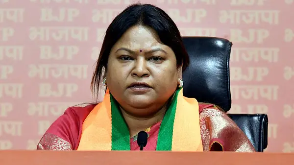 बीजेपी नेता सीता सोरेन समेत 5 लोगों पर FIR, पूर्व पीए को अगवा करने का लगा आरोप…