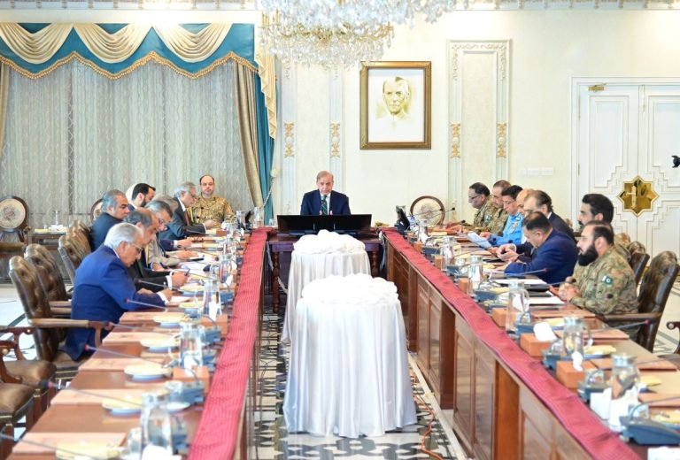 भारत के ताबड़तोड़ एक्शन से पाकिस्ता न में खलबली, पानी रोकने को बताया ‘युद्ध जैसी कार्रवाई’…