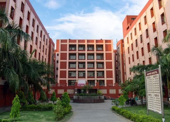 आईआईटी-आईएसएम धनबाद में रिकॉर्ड प्लेसमेंट, 1.26 करोड़ तक का मिला पैकेज…